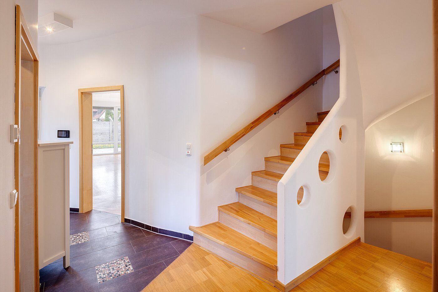 Semi-detached House with 6.5 room | Unterschleißheim | 70122 | Auf dem Weg...