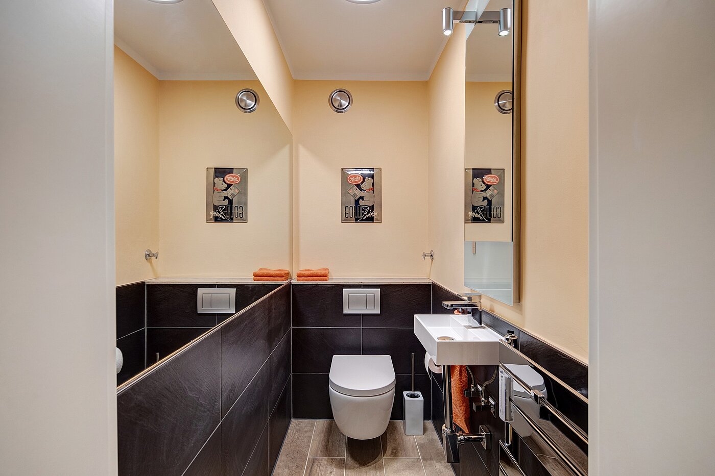 Apartment with 4 room | München-Aubing | 70276 | Gäste-WC