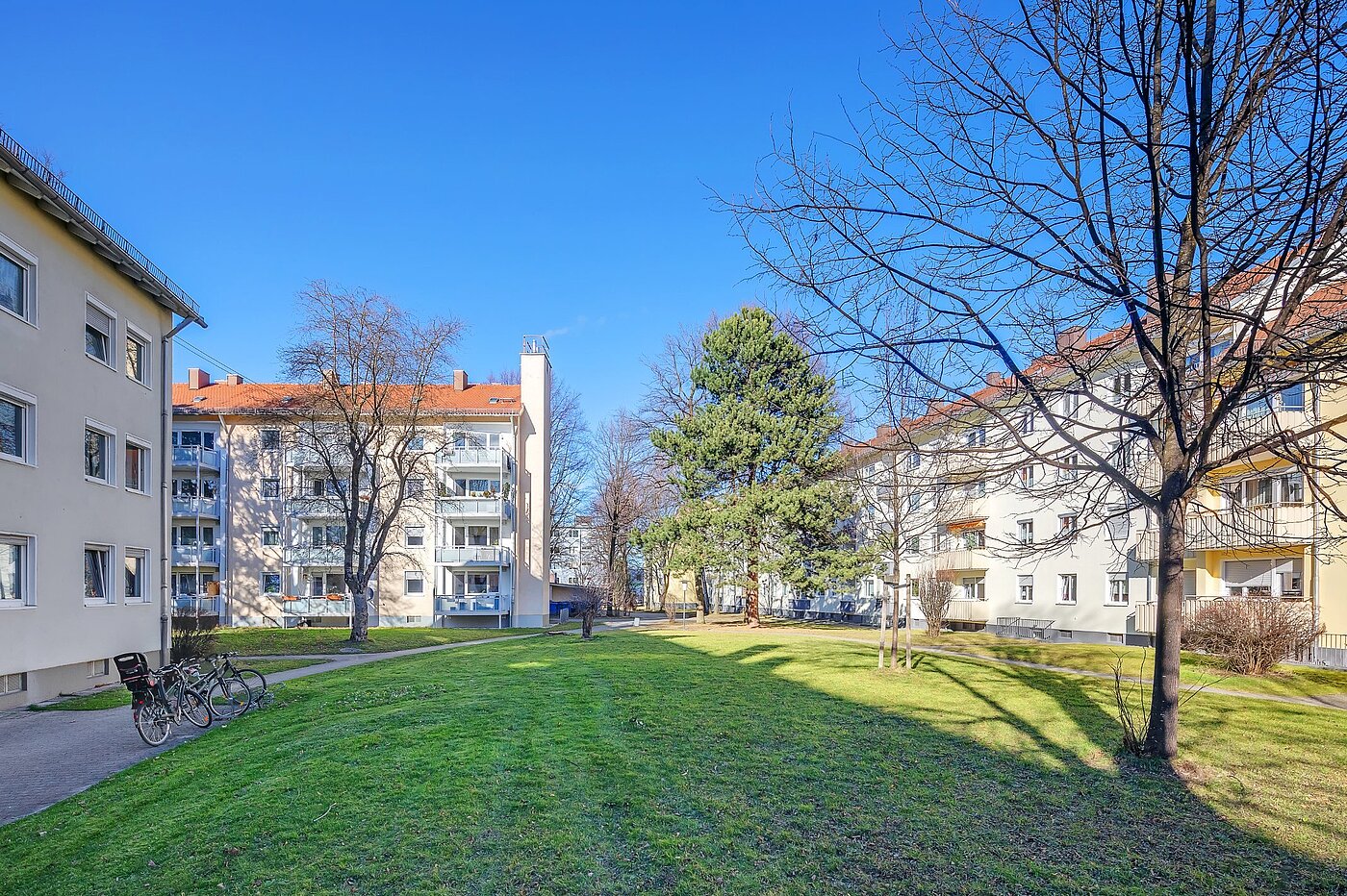 Apartment with 4 room | München-Berg am Laim | 2002ML3 | ruhiger Innenhof