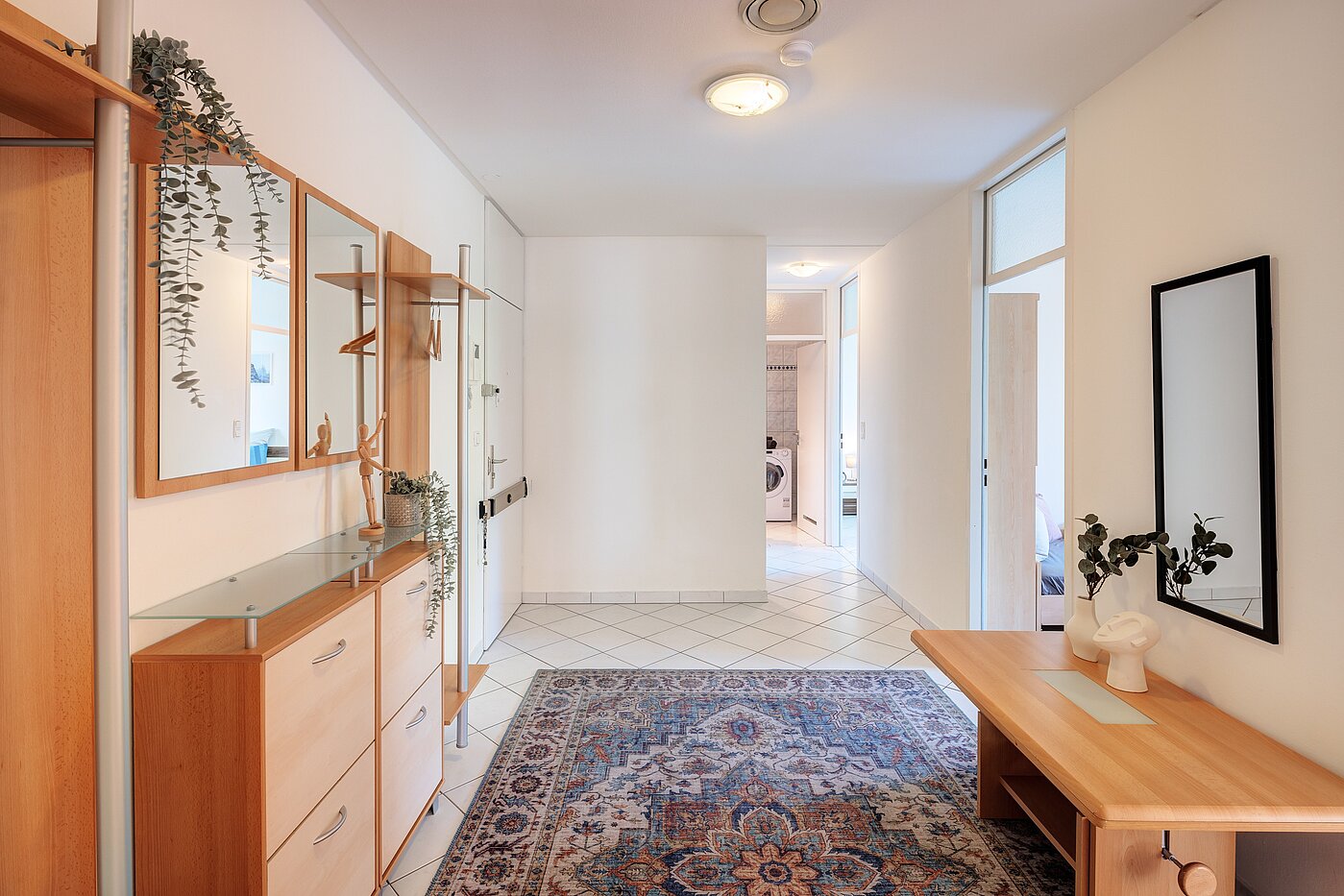 Apartment with 3 room | München-Bogenhausen | 70261 | Großer Flur...