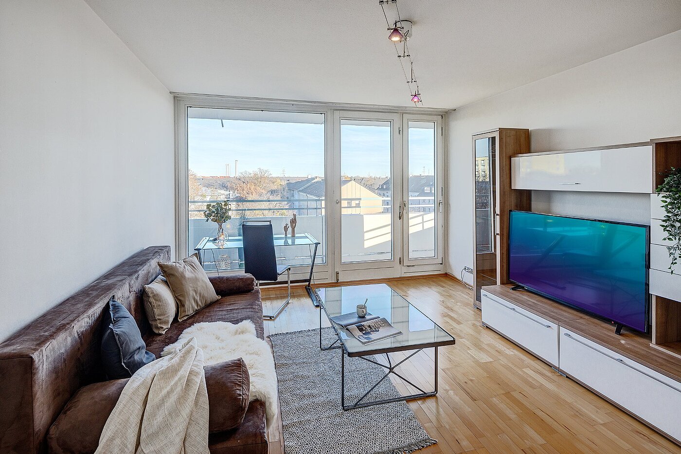 Apartment with 2 room | München-Sendling-Westpark | 2010ML9 | Helles Wohnzimmer...