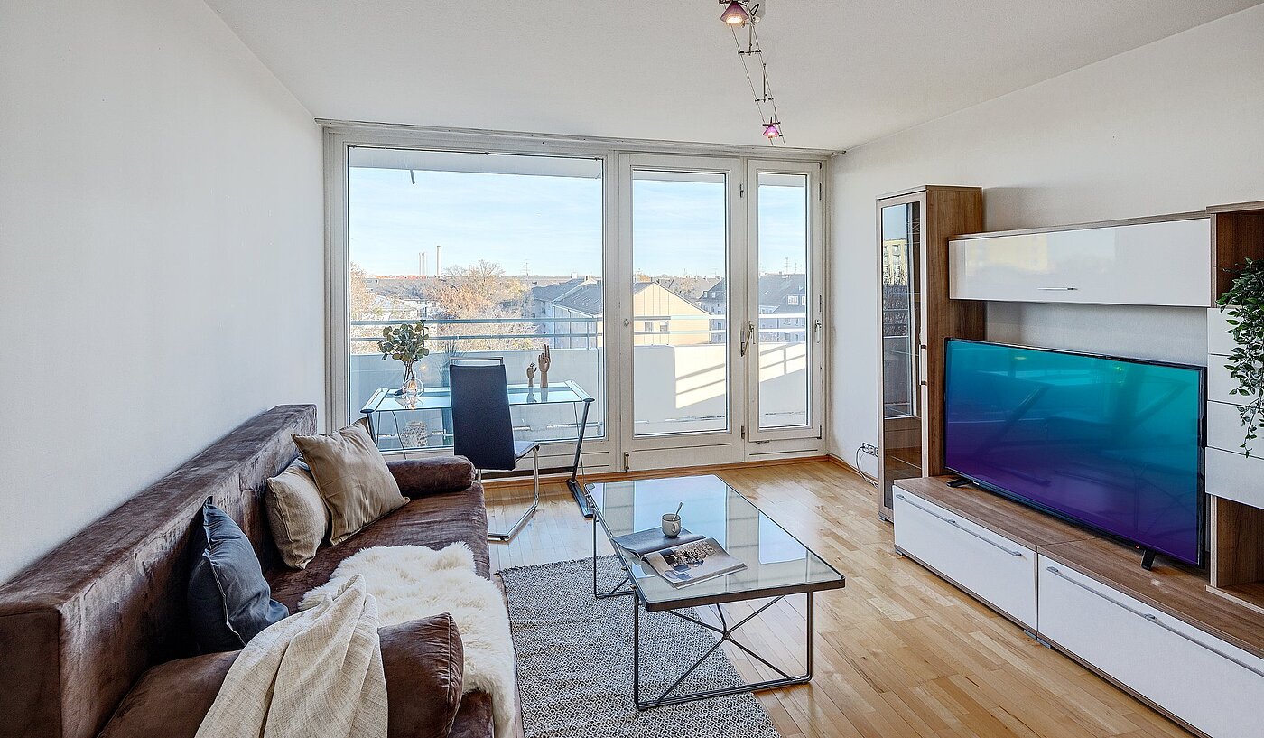 Apartment with 2 room | München-Sendling-Westpark | 2010ML9 | Helles Wohnzimmer...