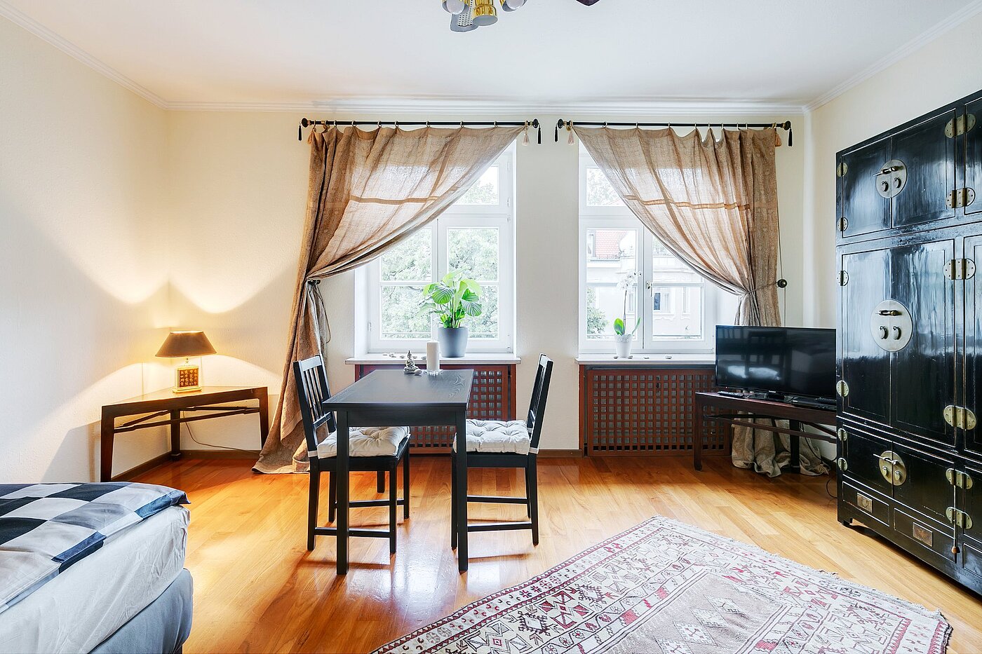 Apartment with 1 room | München-Ludwigsvorstadt | 2108ML5 | Wohn-/Schlafbereich mit...