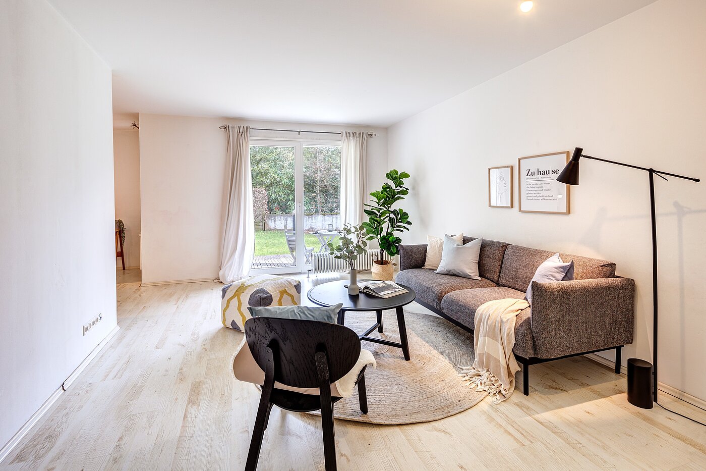 Ground floor apartment with 2.5 room | München-Harlaching | 70018 | Helles Wohnzimmer...