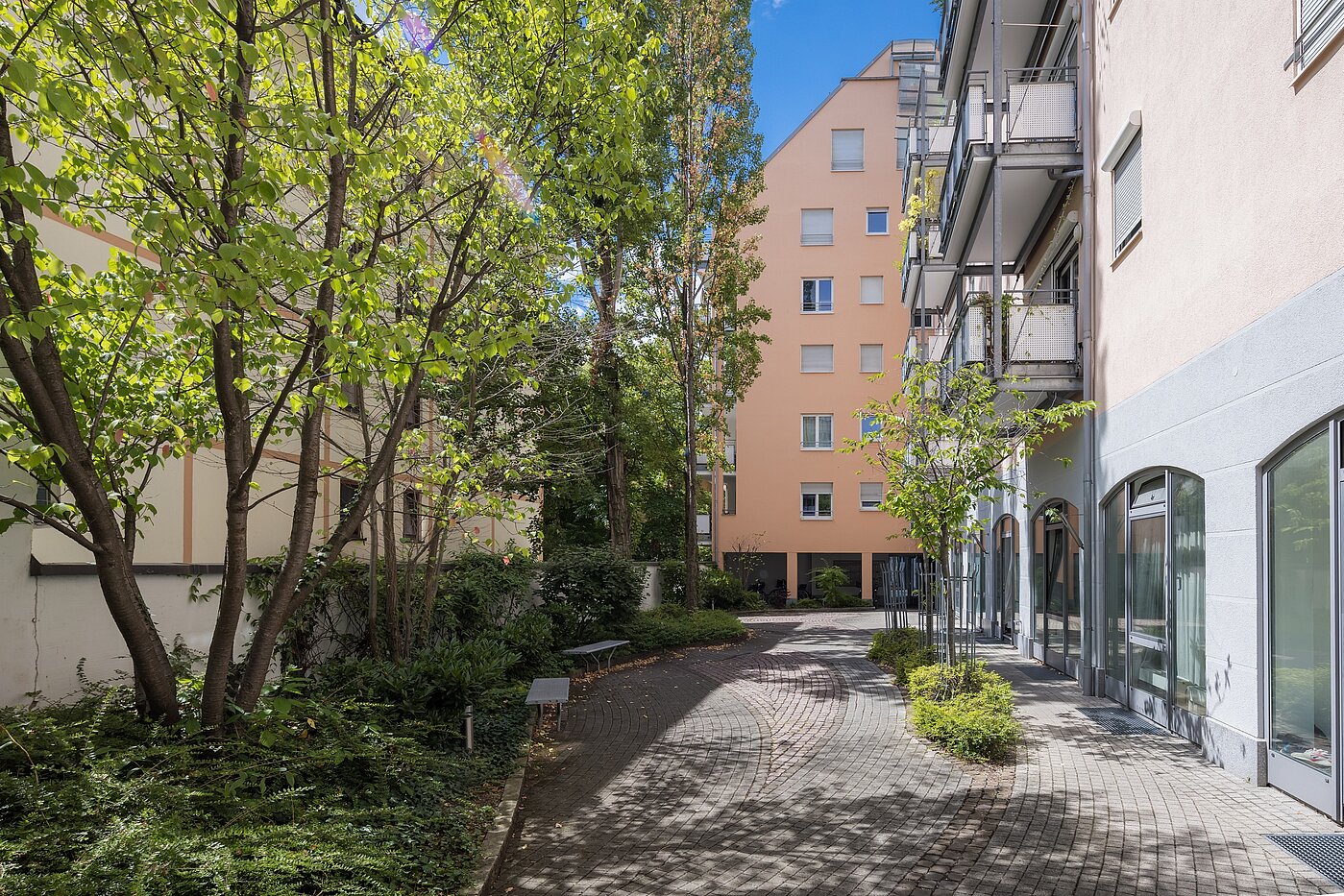 Apartment with 1 room | München-Maxvorstadt | 2206ML5 | Sehr ruhiger, begrünter Innenhof