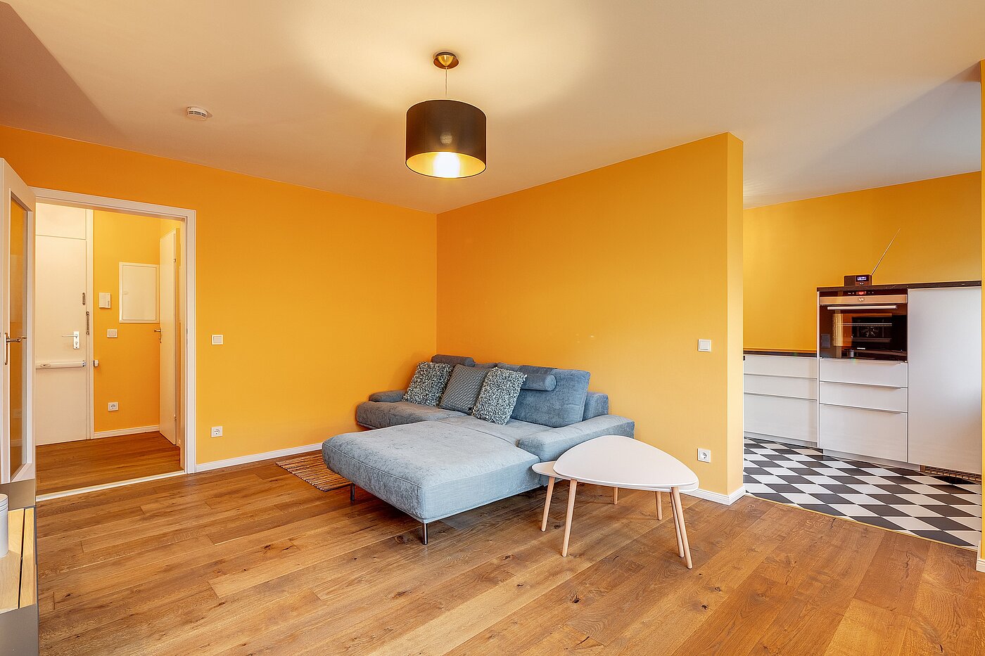 Apartment with 2 room | München-Bogenhausen | 70287 | ...gemütlicher Couchecke