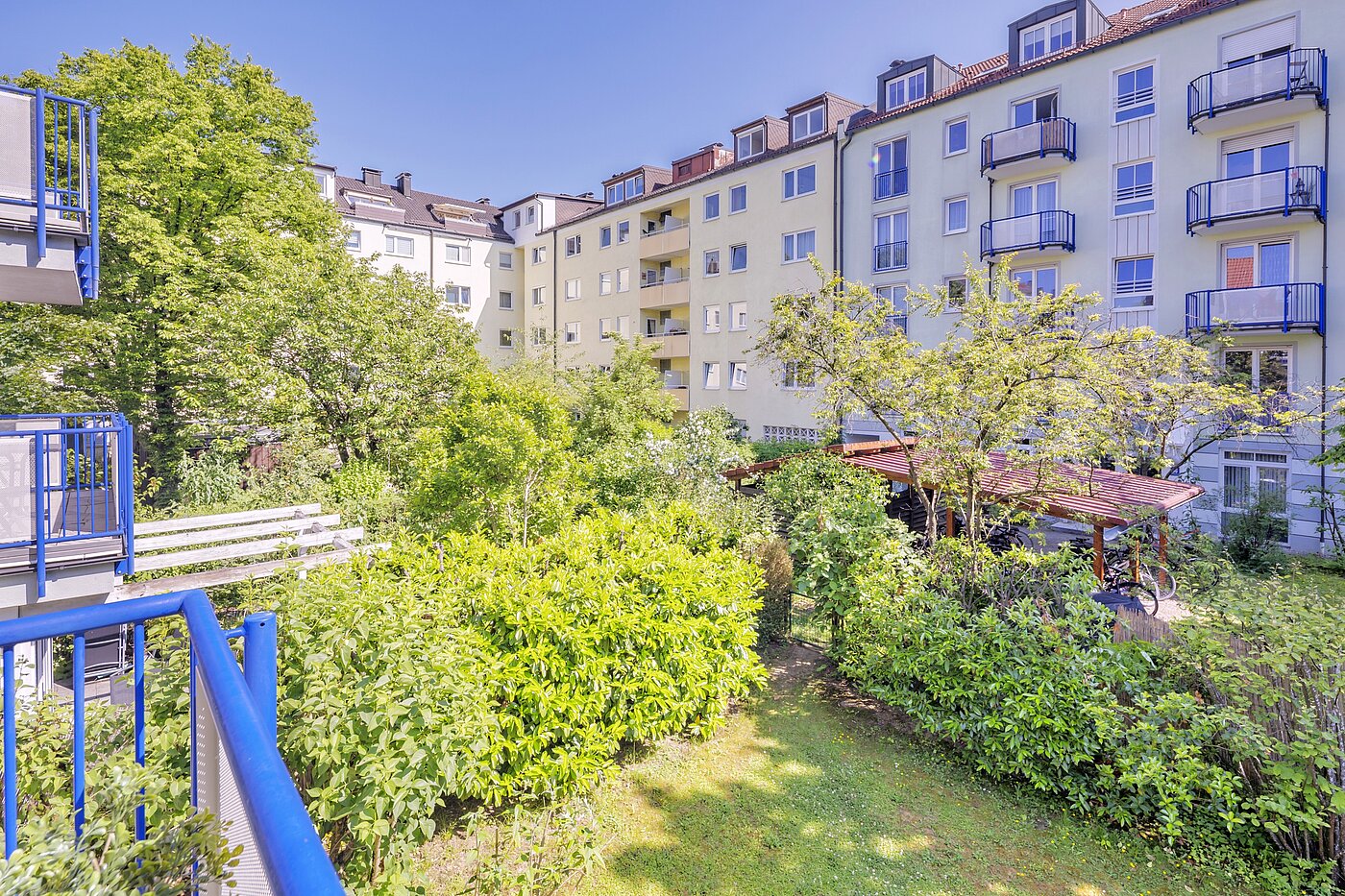 Apartment with 2 room | München-Laim | 70226 | Ausblick ins Grüne