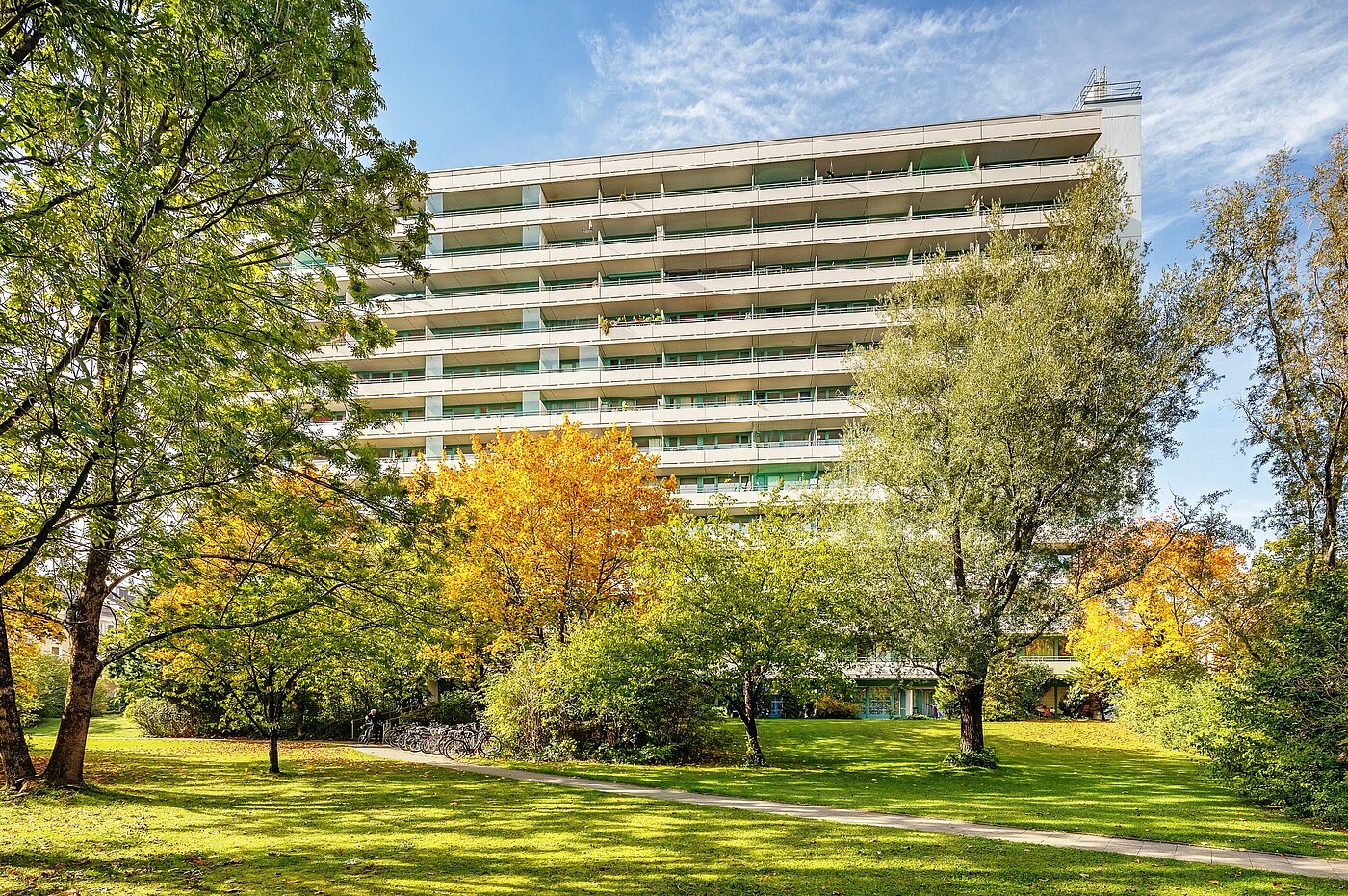 Apartment with 2 room | München-Sendling-Westpark | 2010ML9 | Ansicht Fassade