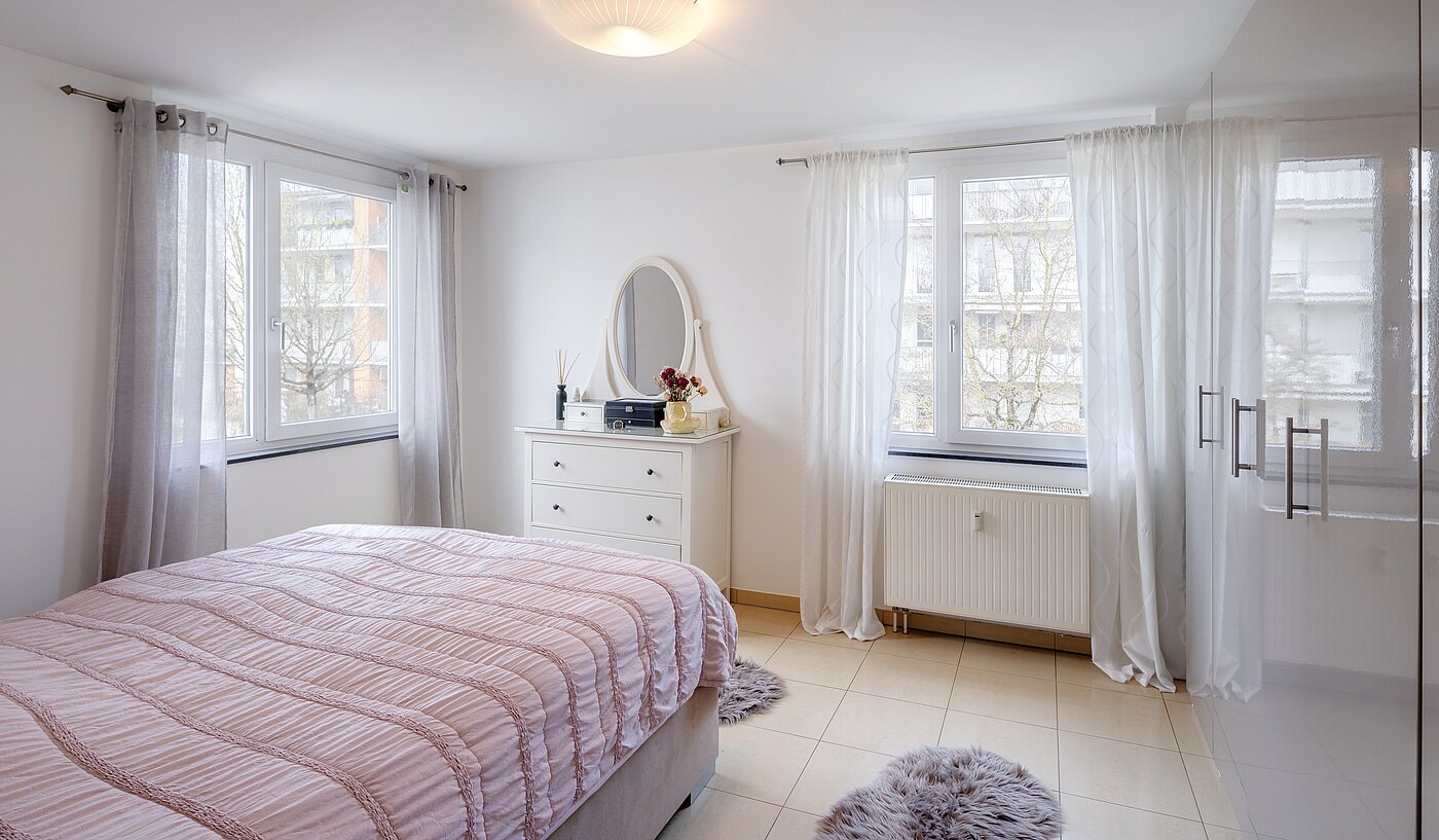 Semi-detached House with 5 room | Unterföhring | 70119 | Geräumiges Schlafzimmer