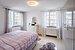 Geräumiges Schlafzimmer