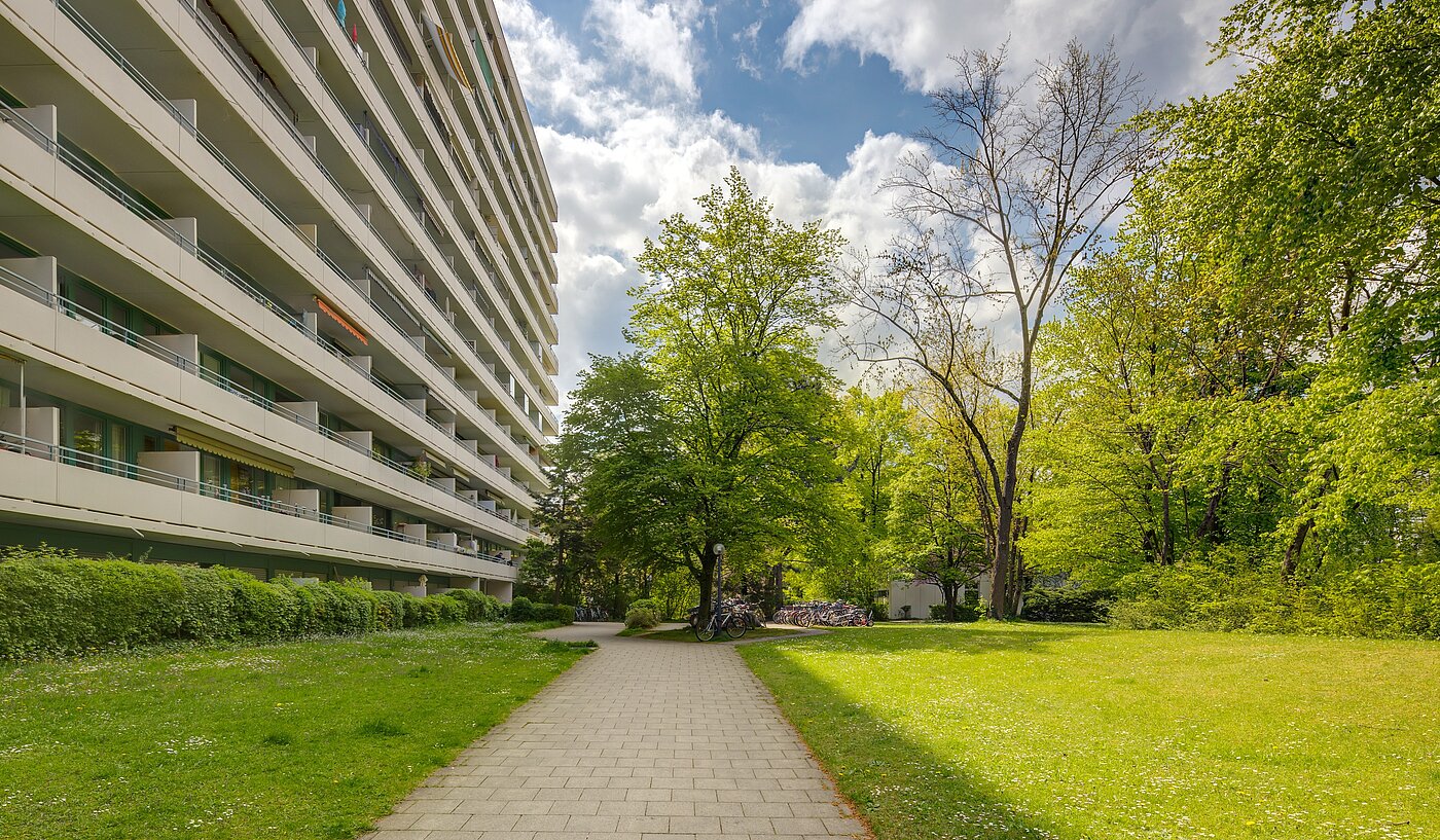 Apartment with 2 room | München-Sendling-Westpark | 2204ML2 | Zugang zum Haus