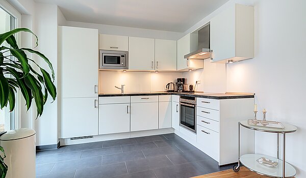 Apartment with 3 room | München-Moosach | 70164 | ...mit moderner Einbauküche