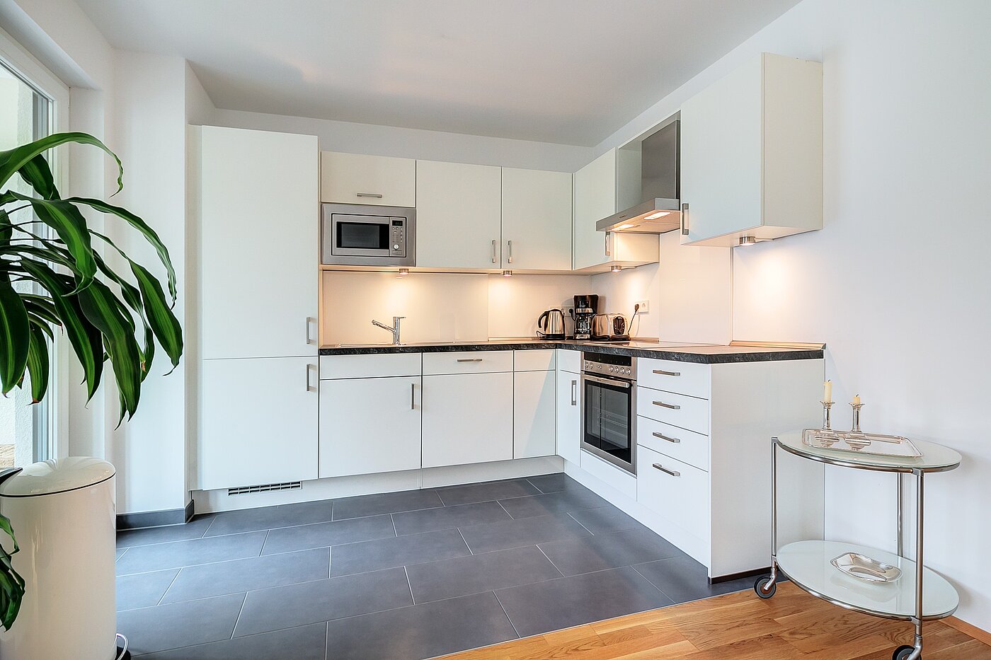 Apartment with 3 room | München-Moosach | 70164 | ...mit moderner Einbauküche