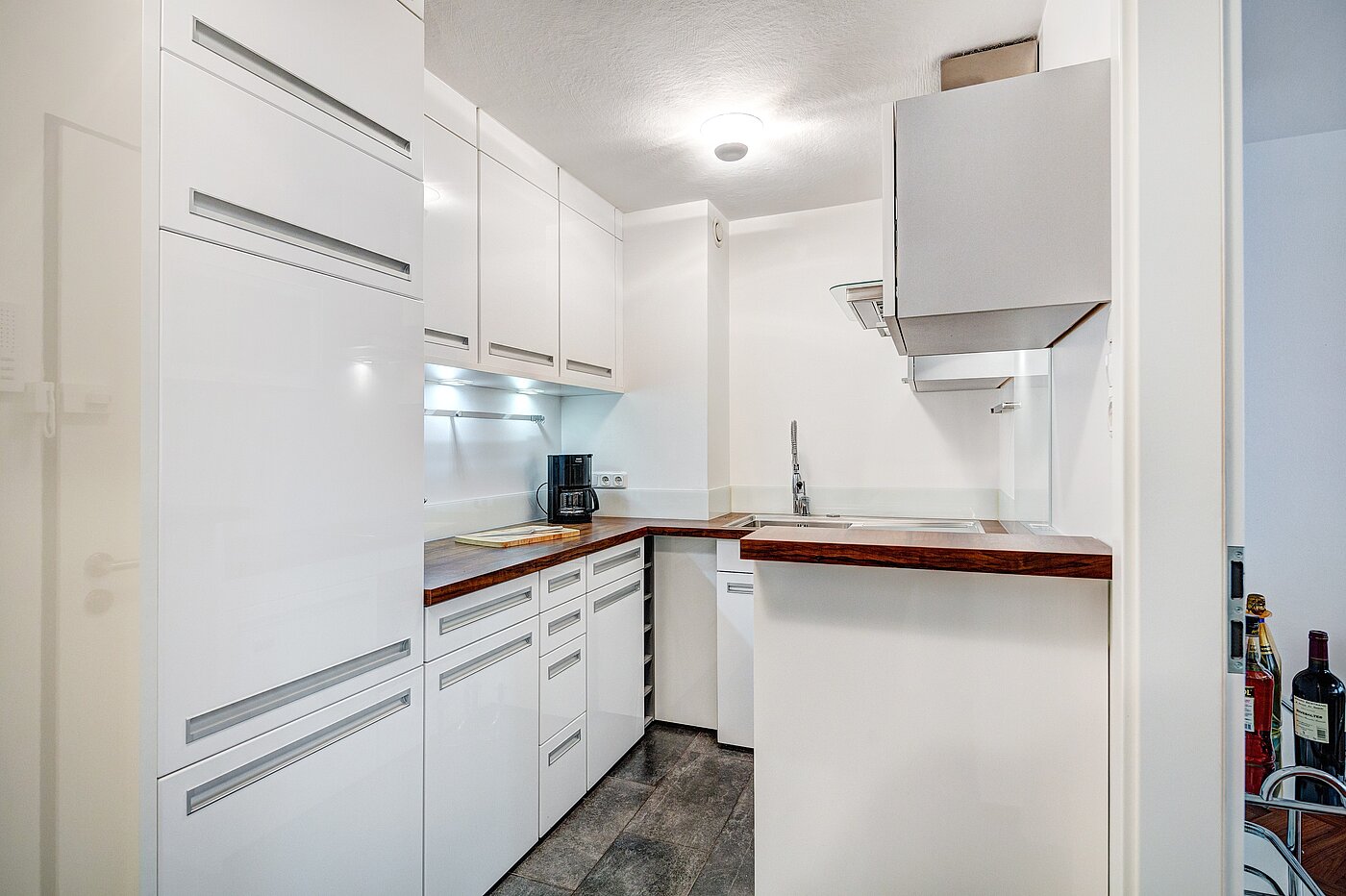 Apartment with 1 room | München-Schwabing | 2207ML10 | Geschmackvolle Apartmentküche...