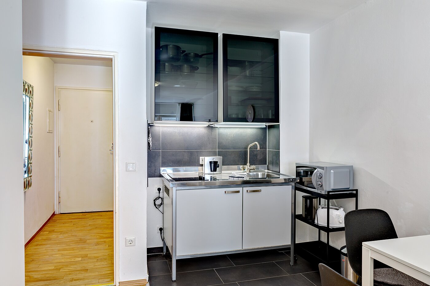 Apartment with 1 room | München-Solln | 70137 | Integrierte Einbauküche