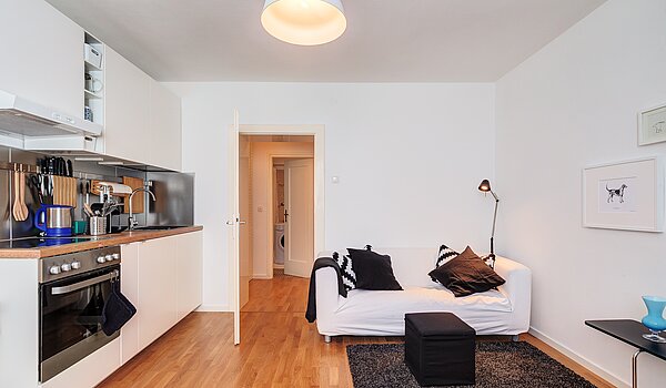 Apartment with 2 room | München-Maxvorstadt | 70398 | Wohn- und Essbereich