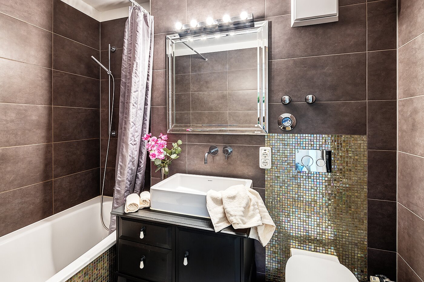 Apartment with 1.5 room | München-Bogenhausen | 2203ML2 | ... mit Badewanne