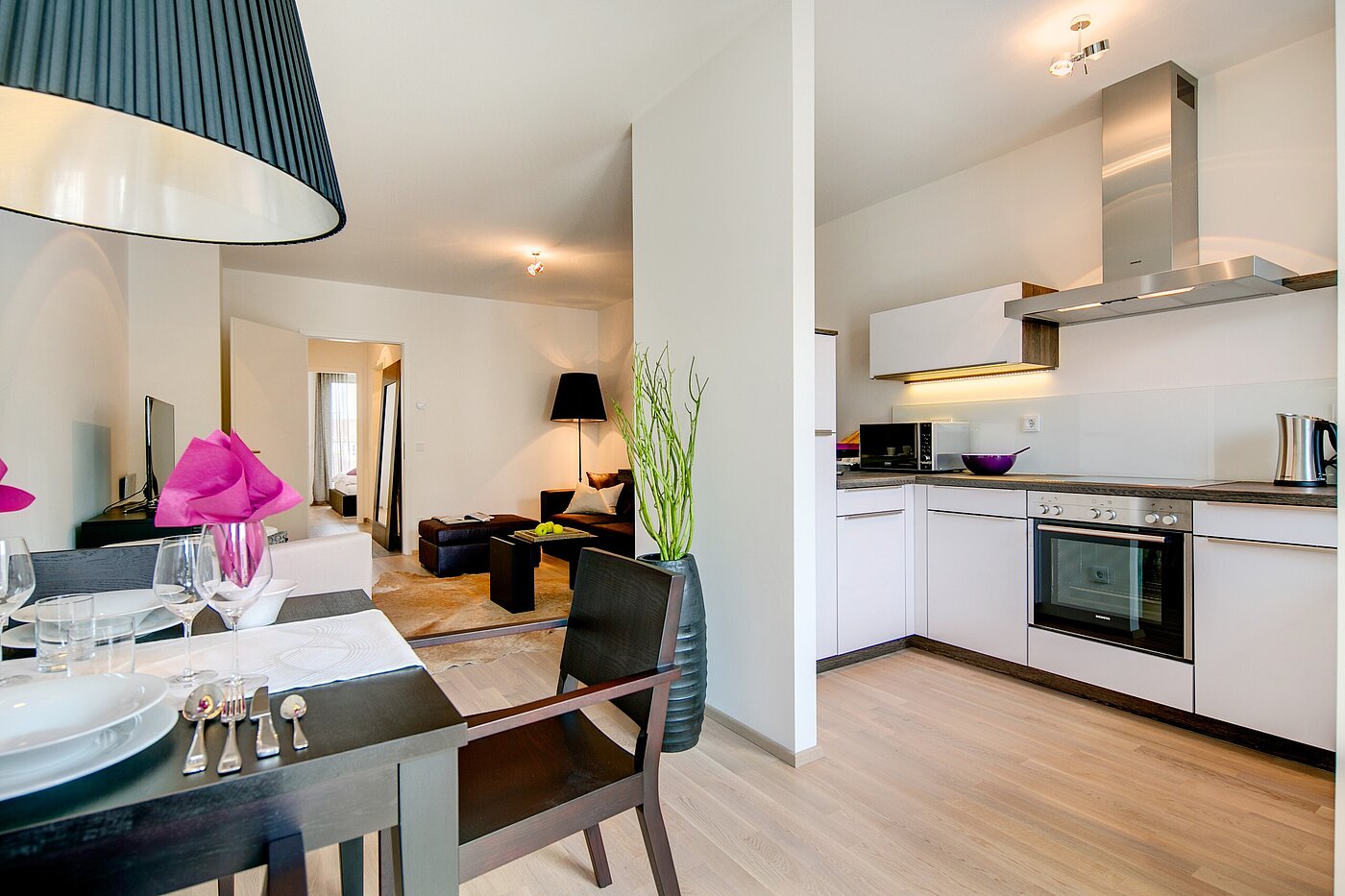 Apartment with 2 room | München-Maxvorstadt | 70023 | Geschmackvolle Küche...