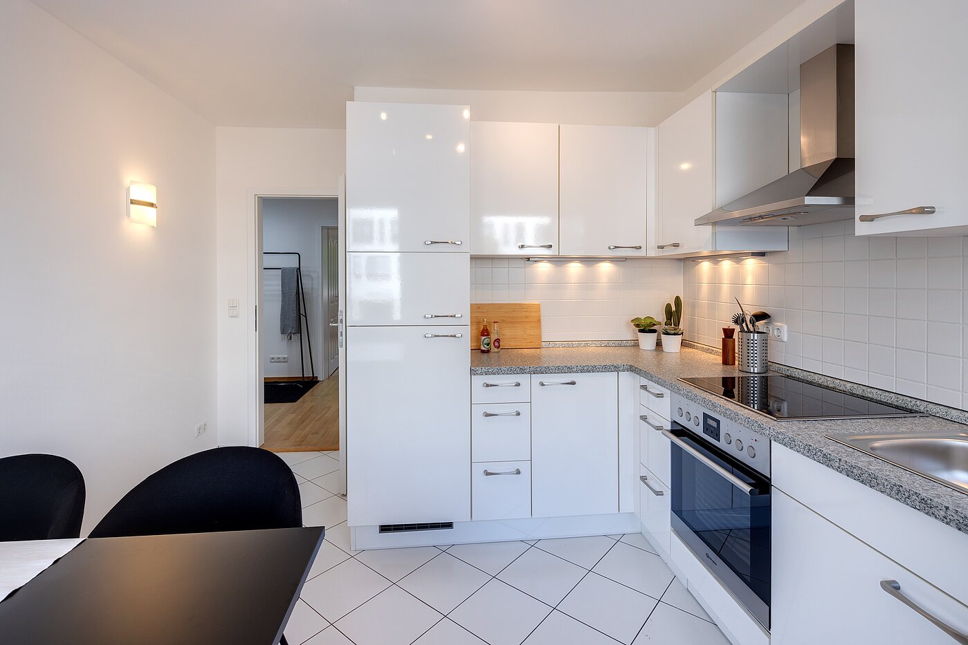 Apartment with 3 room | München-Obergiesing | 70028 | ...Einbauküche und neuen...
