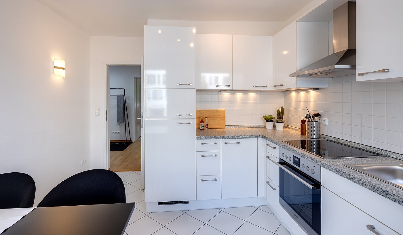 Apartment with 3 room | München-Obergiesing | 70028 | ...Einbauküche und neuen...
