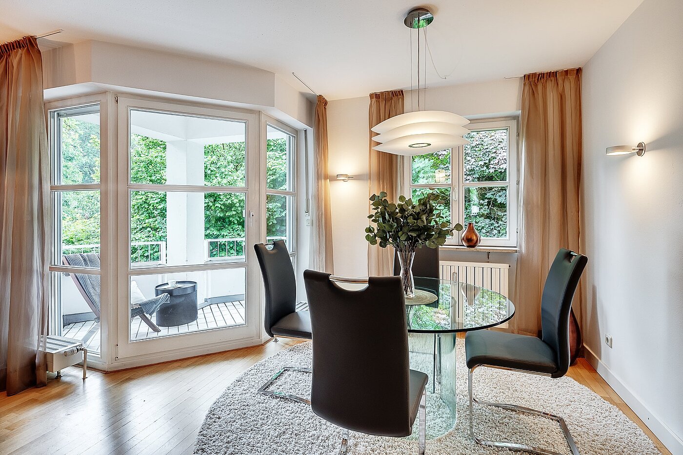 Apartment with 3 room | München-Harlaching | 2108ML3 | ...Essbereich mit Zugang...
