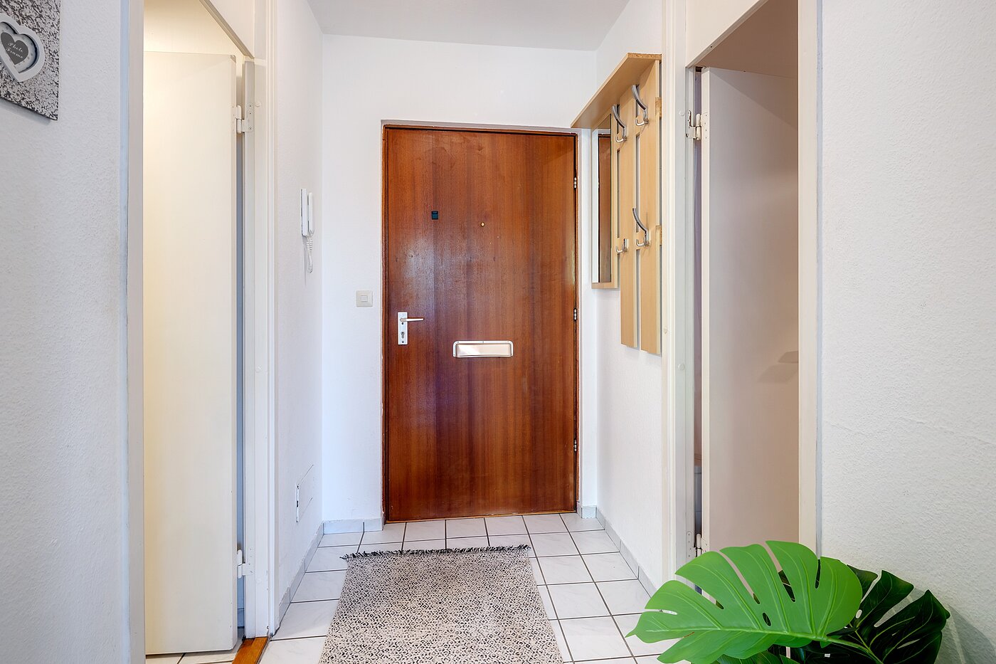 Apartment with 2 room | München-Sendling-Westpark | 2204ML2 | Flur mit Blickrichtung zum Eingang