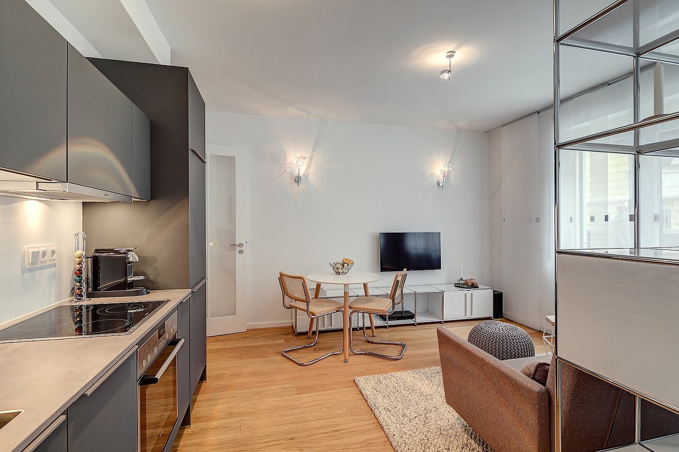 Ground floor apartment with 1 room | München-Schwabing | 1908ML2 | ...maßgefertigter...