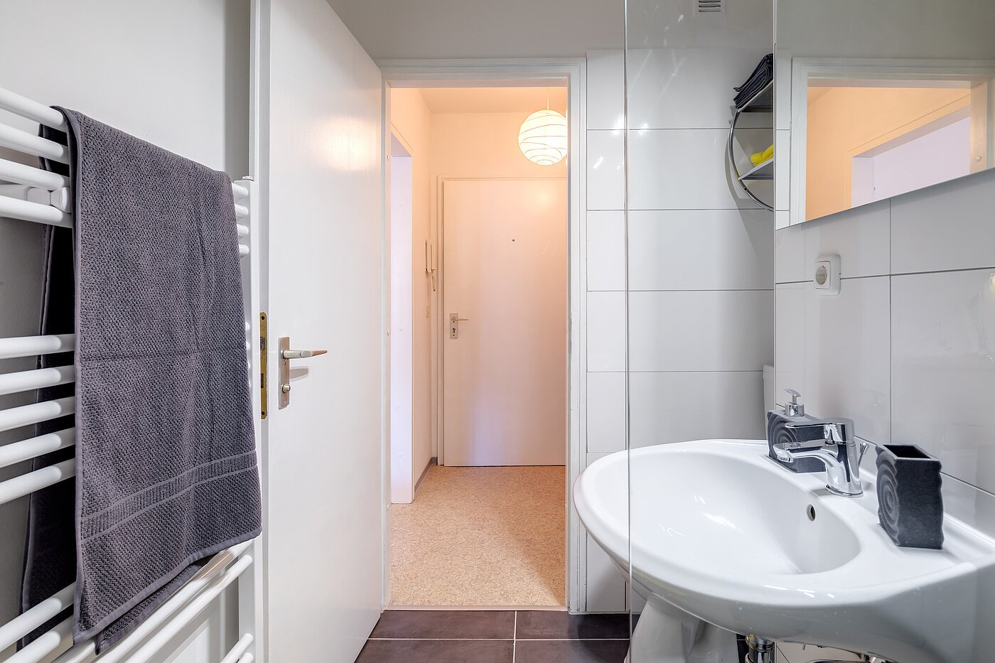 Apartment with 1 room | München-Neuhausen | 2301ML8 | ...und Handtuchheizkörper