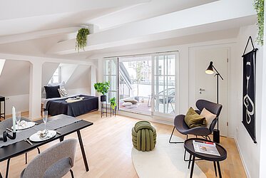 Alt-Sendling: Roof terrace apartment in historic old building - vacant