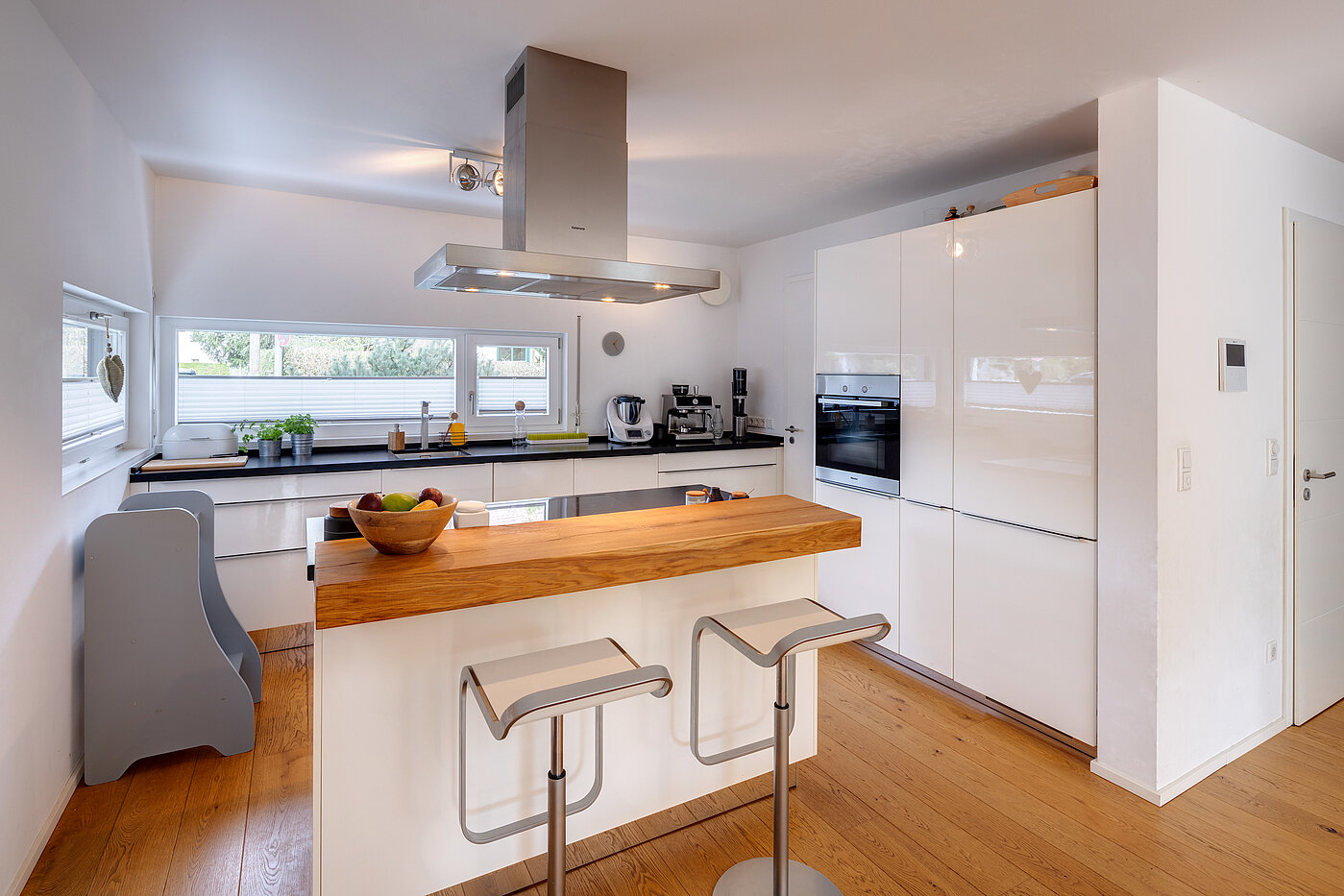 Semi-detached House with 5 room | München-Aubing | 70162 | Kochinsel