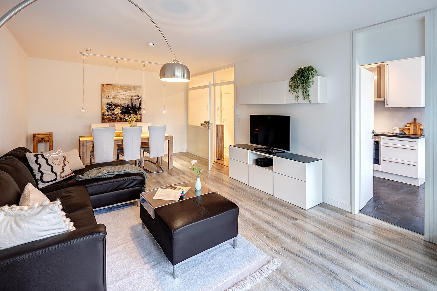 Apartment with 3.5 room | München-Bogenhausen | 70267 | Direkter Zugang...