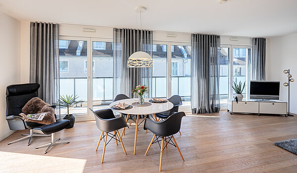 Penthouse with 2 room | München-Bogenhausen | 70385 | ...Essbereich...