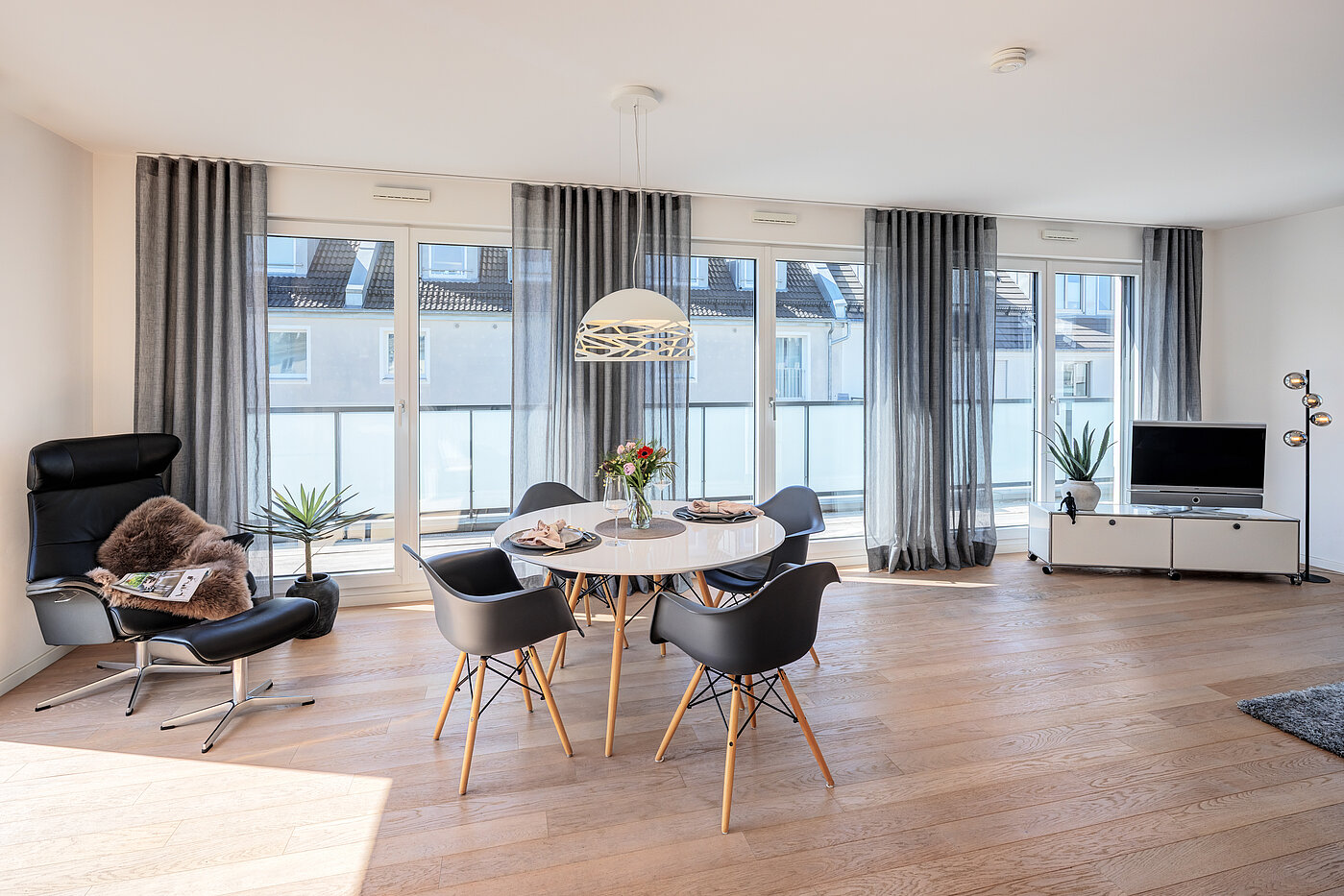 Penthouse with 2 room | München-Bogenhausen | 70385 | ...Essbereich...
