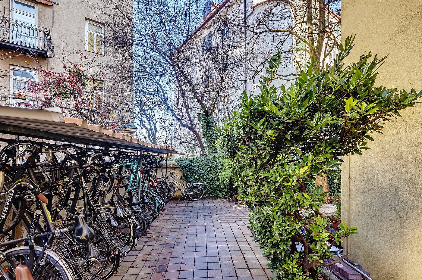 Apartment with 2 room | München-Neuhausen | 2012ML5 | Ruhiger Innenhof