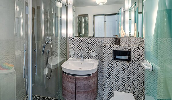 Apartment with 1 room | München-Maxvorstadt | 70467 | Duschbad mit...