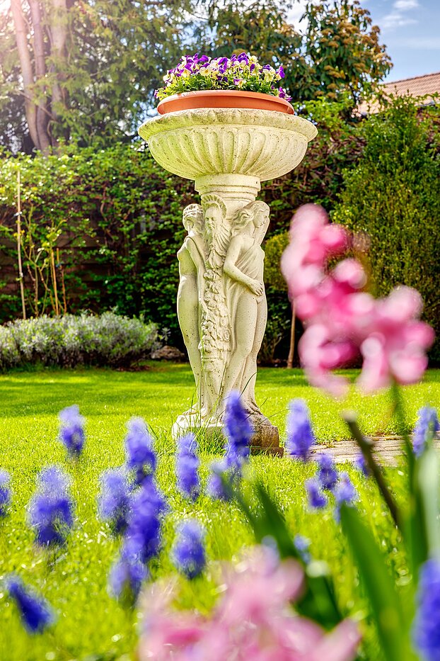 Semi-detached House with 4 room | München-Solln | 70120 | Begrünter Garten