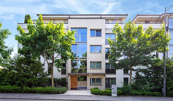 Penthouse with 3.5 room | München-Oberföhring | 70237 | Ansicht von der Straße