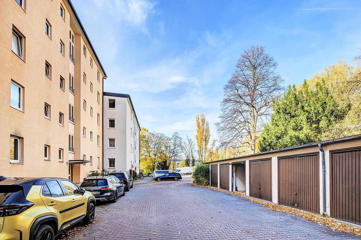 Raised Ground Floor with 1 room | München-Bogenhausen | 70301 | Hof