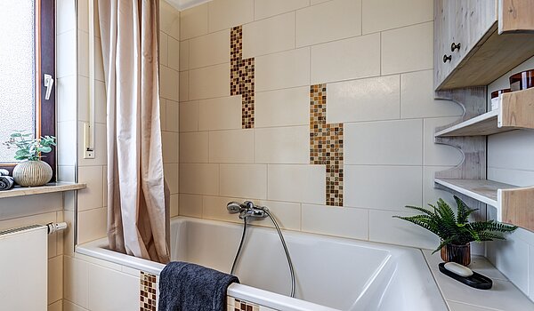 Apartment with 3 room | München-Trudering | 70481 | ...mit Badewanne