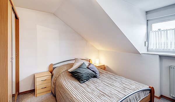 Detached house with 6 room | Unterschleißheim | 2209ML7 | Schlafen im Dachgeschoss