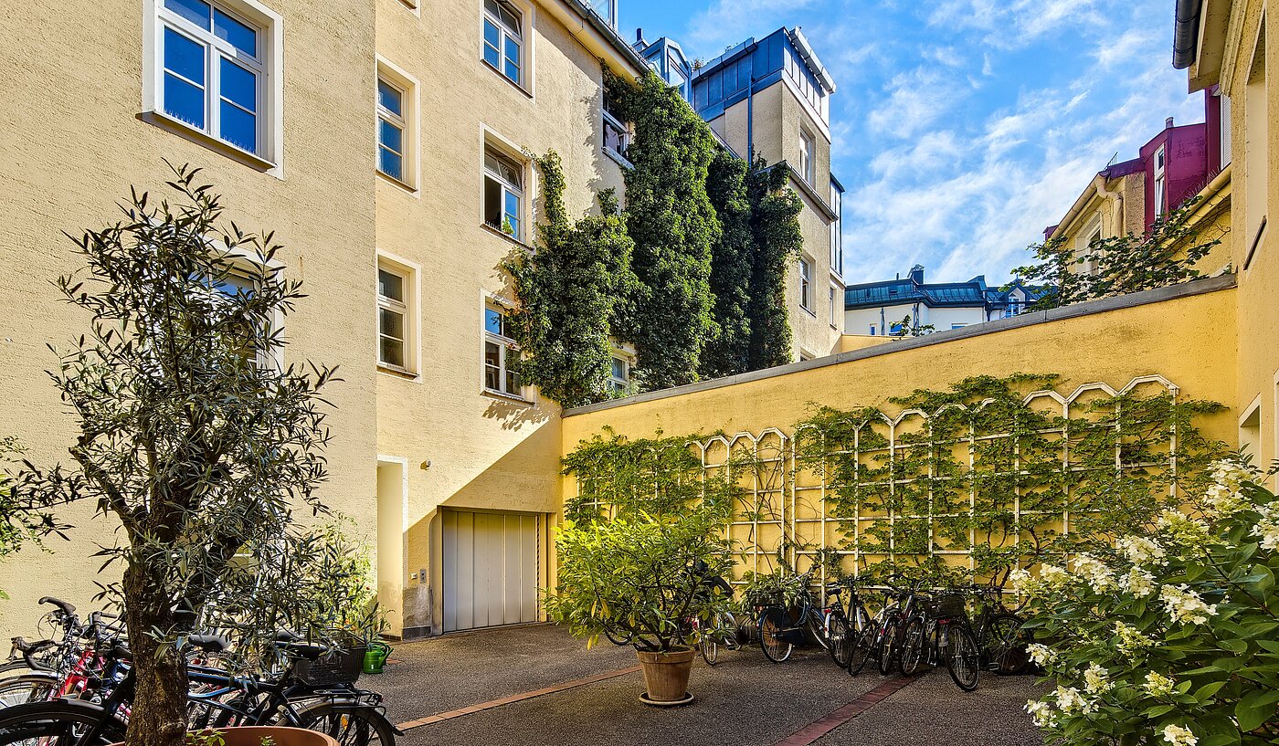 Ground floor apartment with 1 room | München-Haidhausen | 70228 | Begrünter Innenhof -...