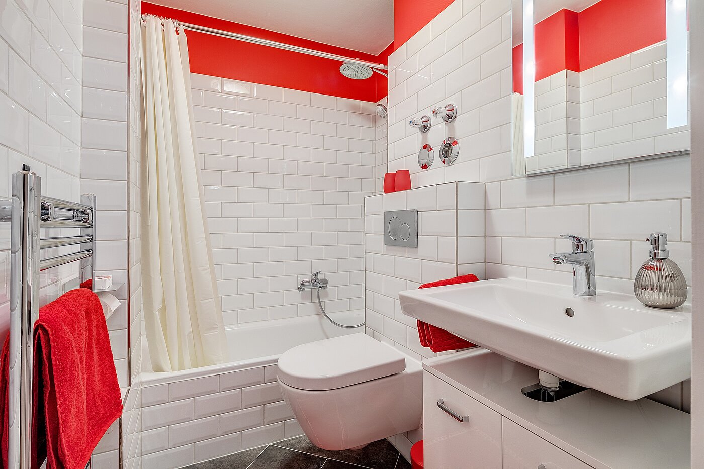 Apartment with 2 room | München-Bogenhausen | 70287 | ...mit Badewanne