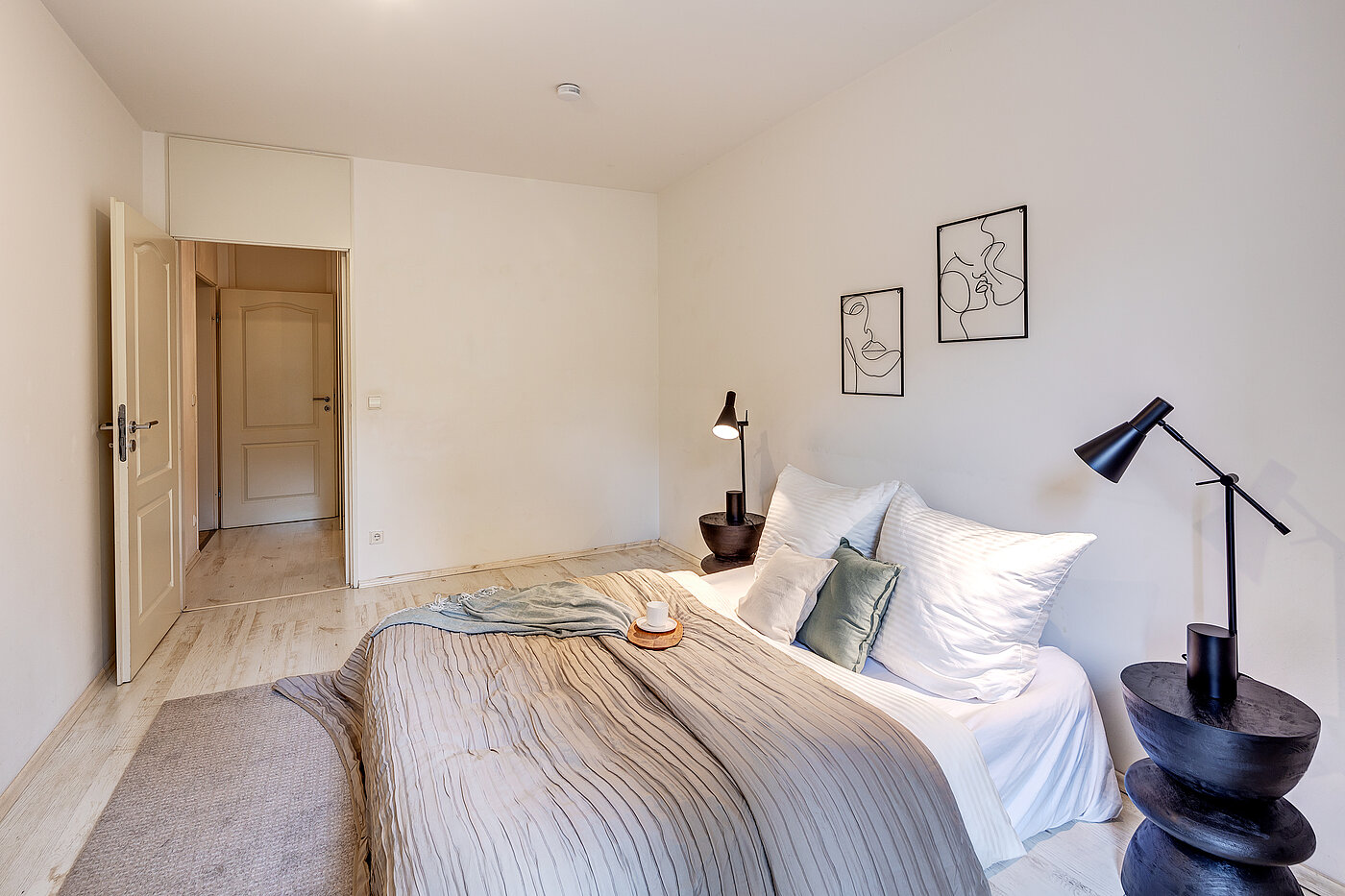 Ground floor apartment with 2.5 room | 70018 | ...Schlafzimmer mit...