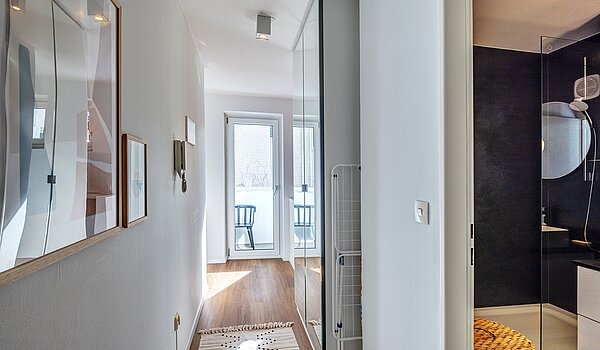 Apartment with 1 room | München-Maxvorstadt | 700022 | Flur Richtung Bad & Küche