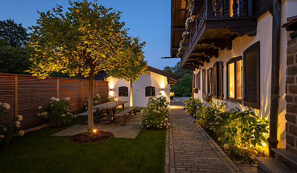 Special property with 15 room | Bad Wiessee | 701592 | Chalet II Innenhof