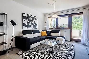 Altperlach: 2-room apartment with development potential, available for temporary rent