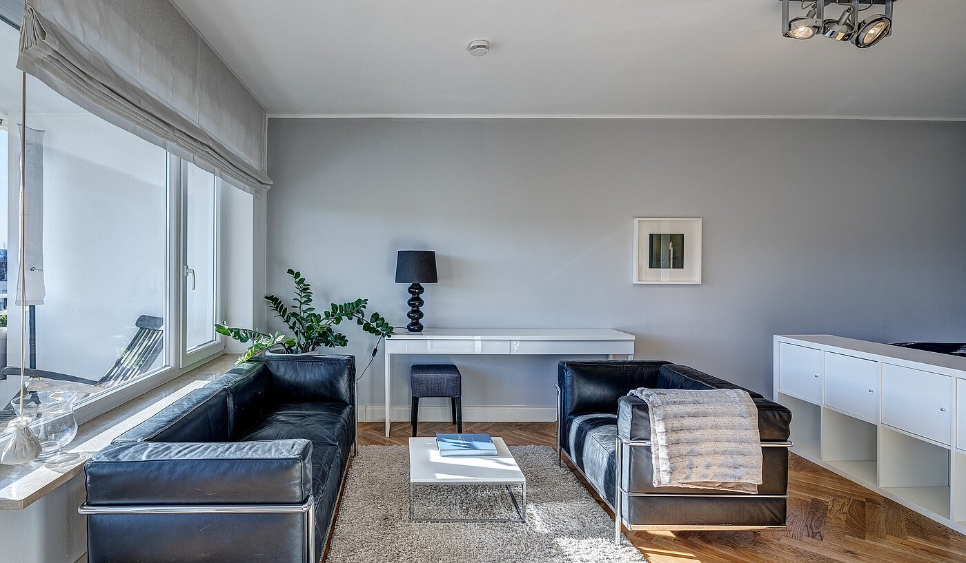 Apartment with 1 room | Rosenheim | 2109ML8 | ...mit Schreibtisch