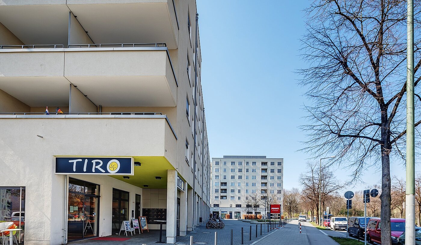 Apartment with 2 room | München-Sendling-Westpark | 2003ML10 | Bäckerei vorort