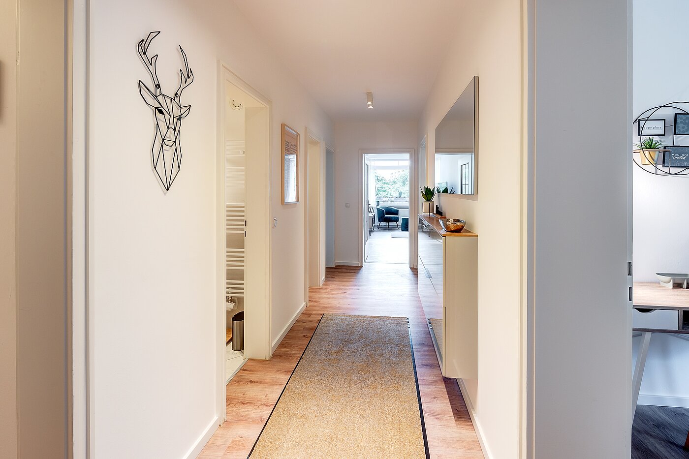 Apartment with 3 room | Unterhaching | 70421 | Diele...