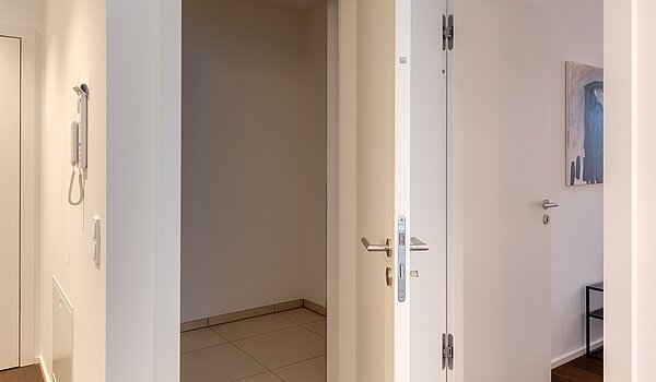 Terrassenwohnung with 2 room | München-Harlaching | 70372 | Großer Abstellraum